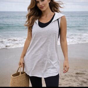 ROXY STRIPED SLEEVELESS HOODIE XL RACERBACK V-NECK BEACH SWIMSUIT COVER